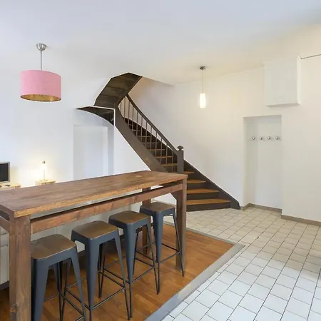 펜션 Grande Maison T3, Proche Confluence, Lyon Centre, Garage La Mulatiere