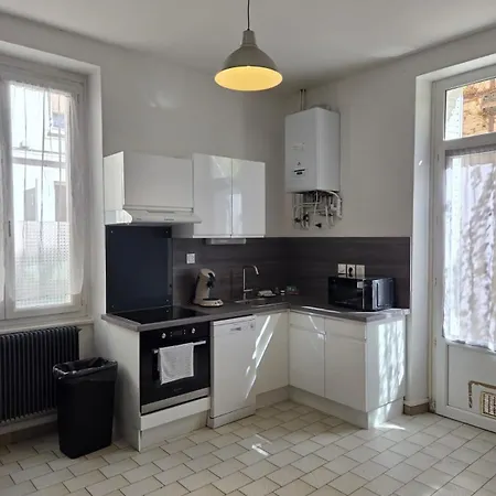 펜션 Grande Maison T3, Proche Confluence, Lyon Centre, Garage La Mulatiere